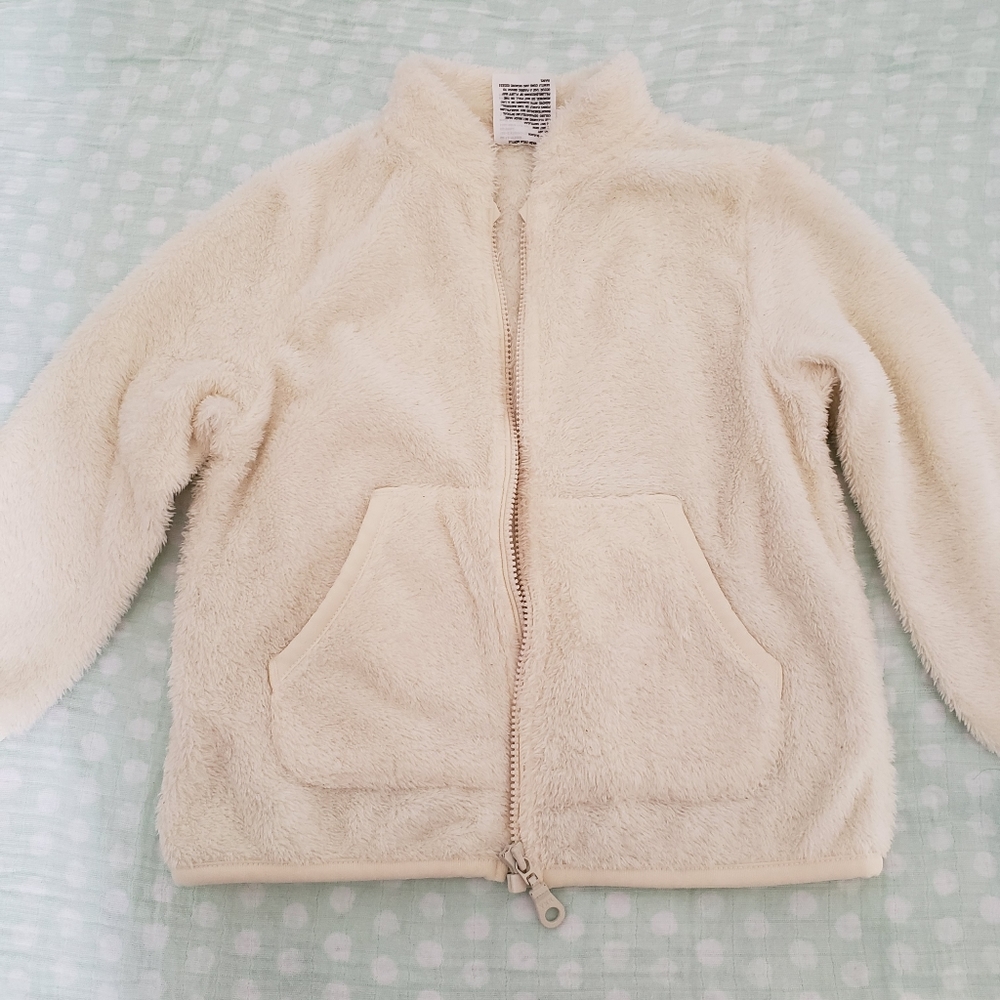 Uniqlo fluffy sweater